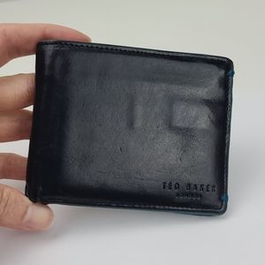 Ted Baker men's 100% black leather bifold wallet